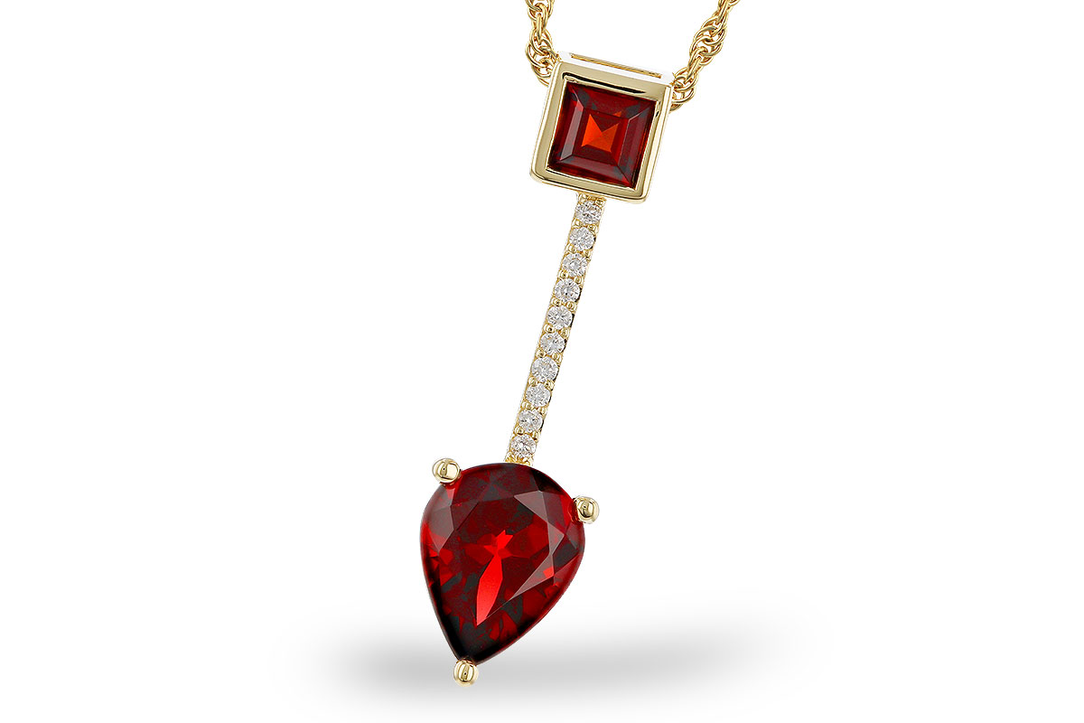 A329-66014: NECKLACE 2.15 GARNET 2.20 TGW