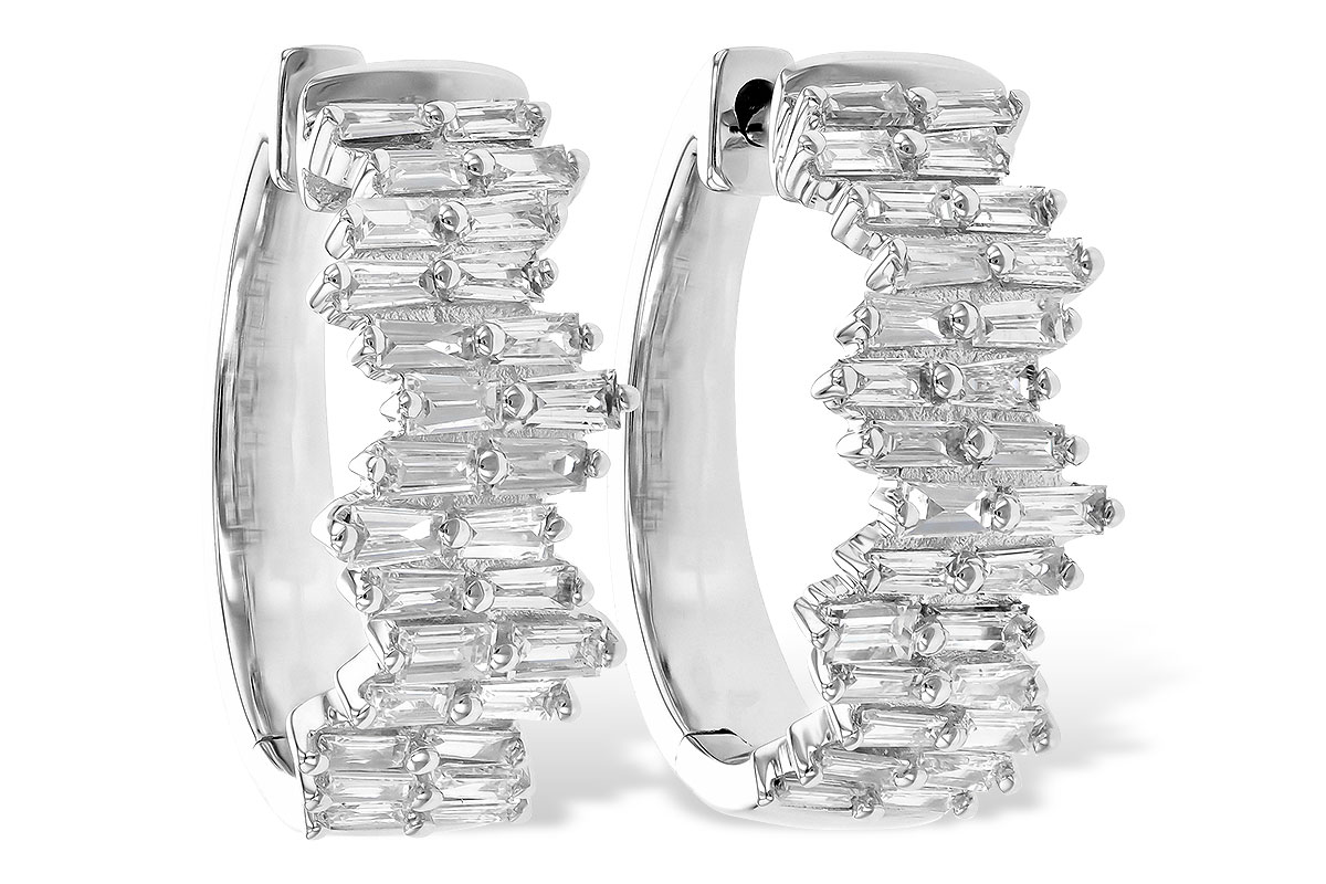 C245-14259: EARR .70 TW BAGUETTE DIAS