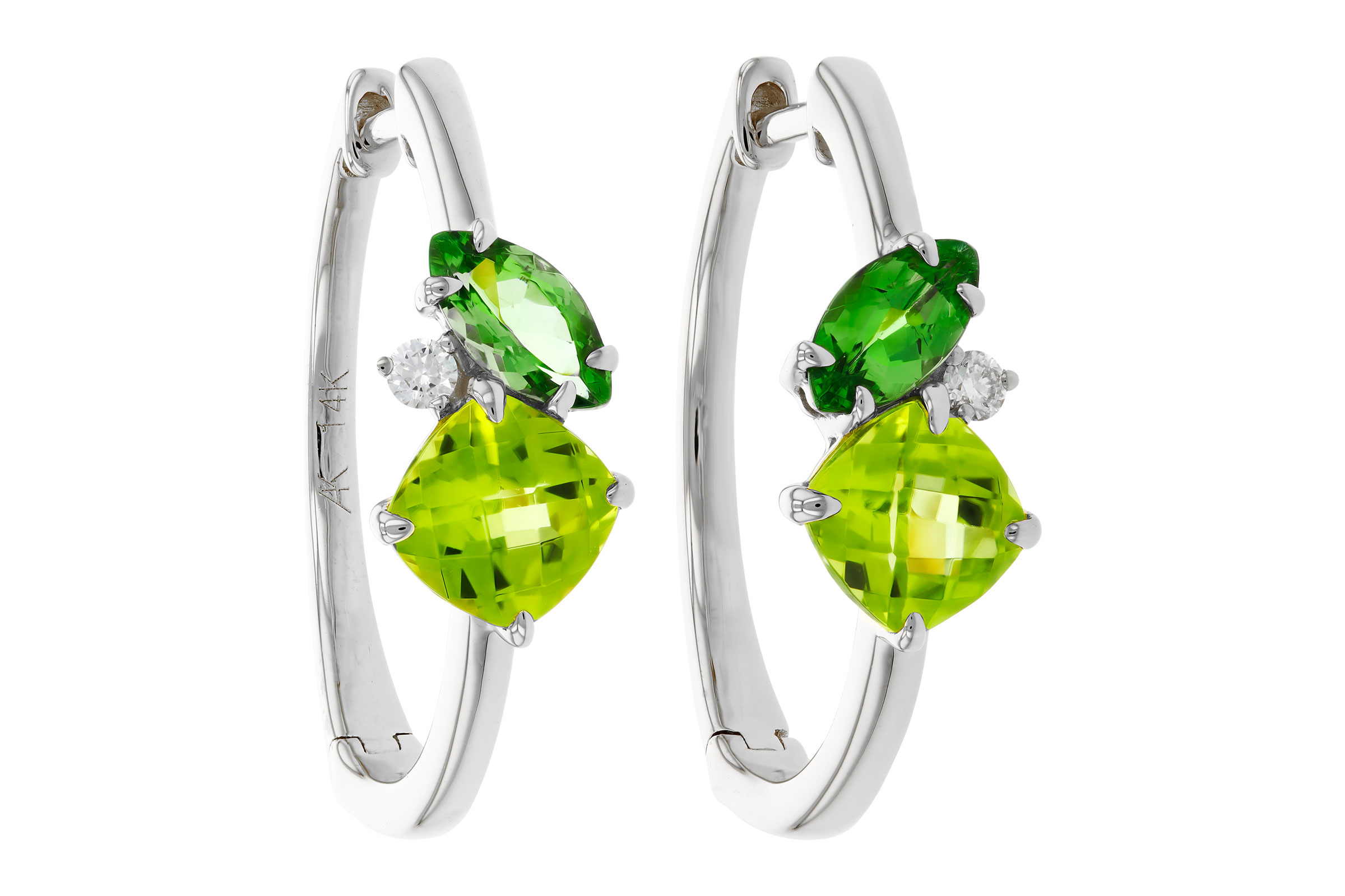 C330-56923: EARRINGS 1.69 TW SEMI-PREC (PER,TSAV) 1.73 TGW