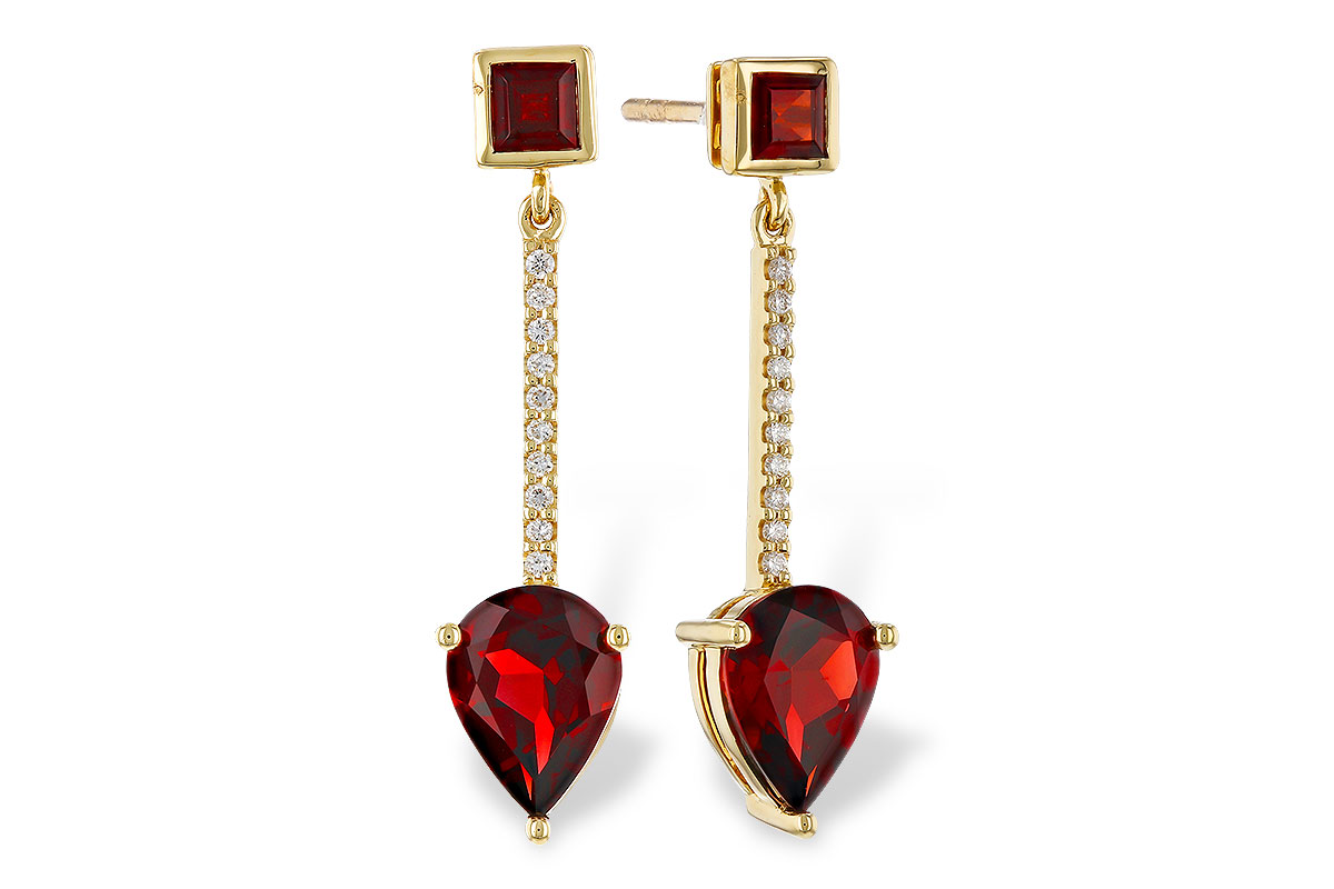 E329-66014: EARRINGS 2.70 TW GARNET 2.77 TGW
