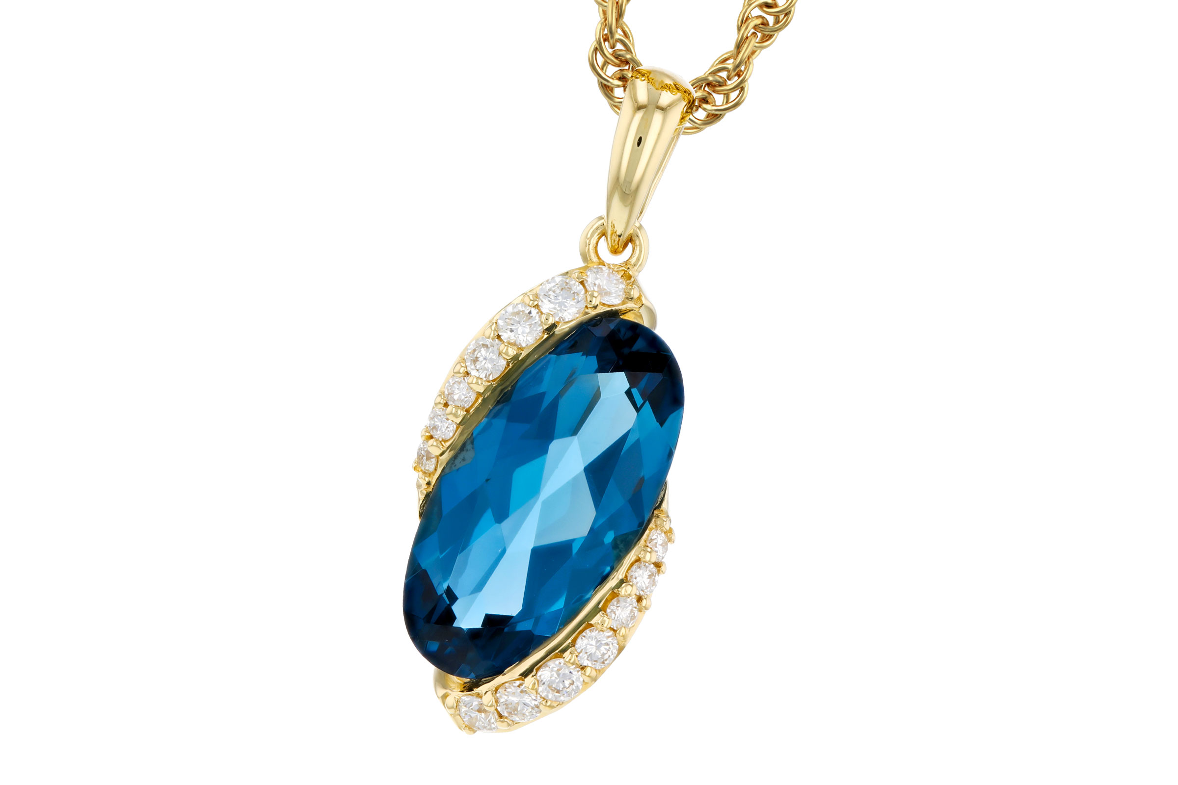 E330-57850: NECK 2.25 LONDON BLUE TOPAZ 2.37 TGW (12x6MM LBT)