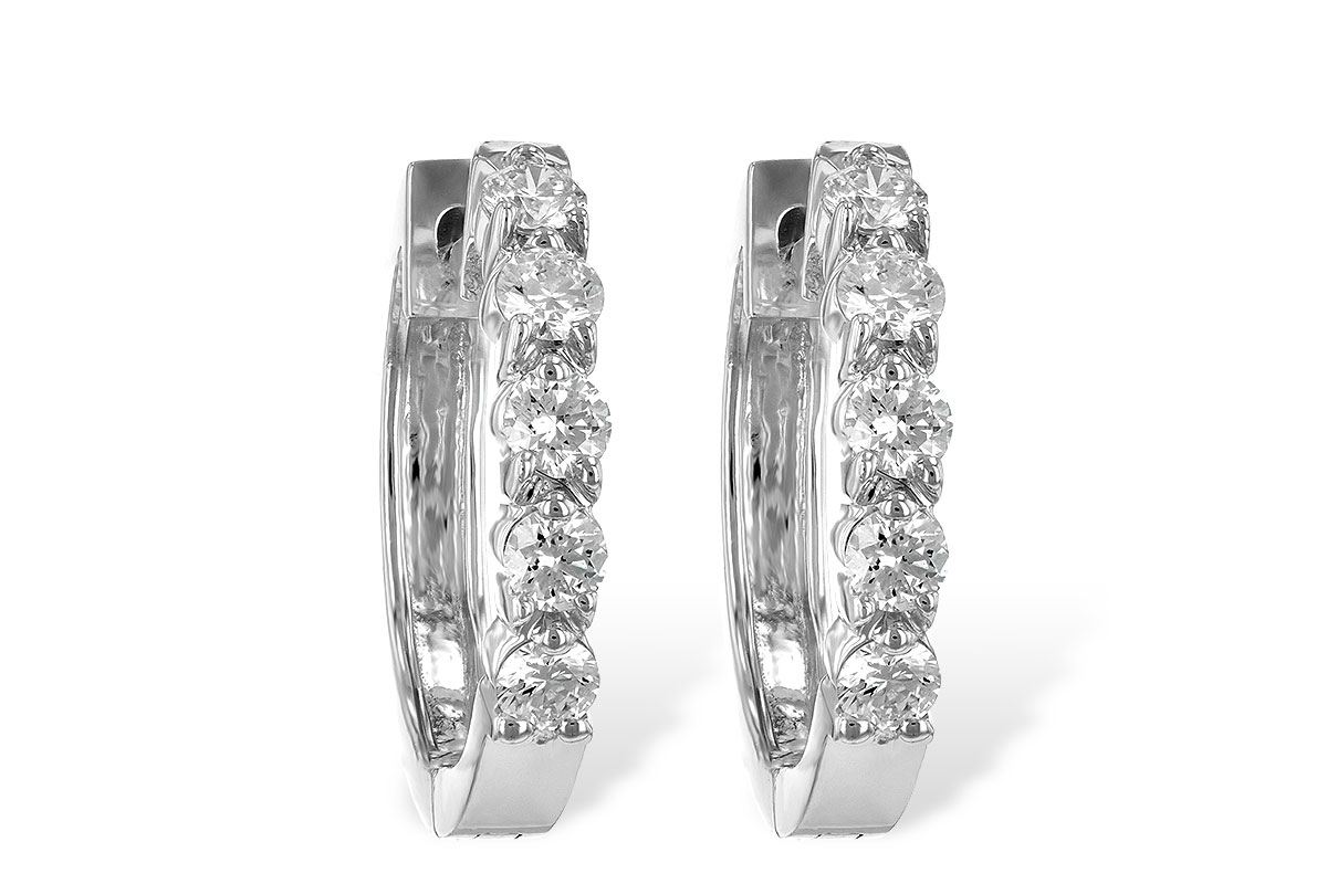F240-57832: EARRINGS .50 TW