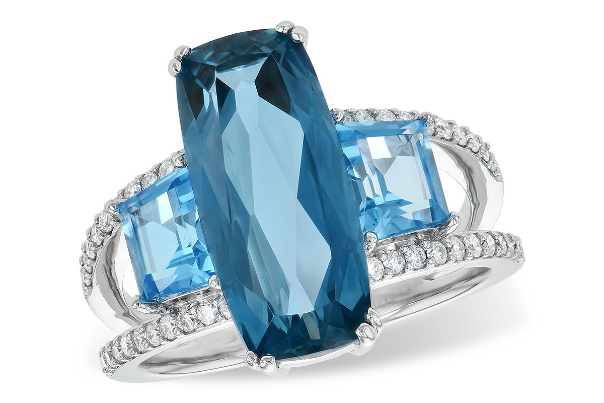 G245-15132: LDS RG 6.40 TW BLUE TOPAZ 6.67 TGW