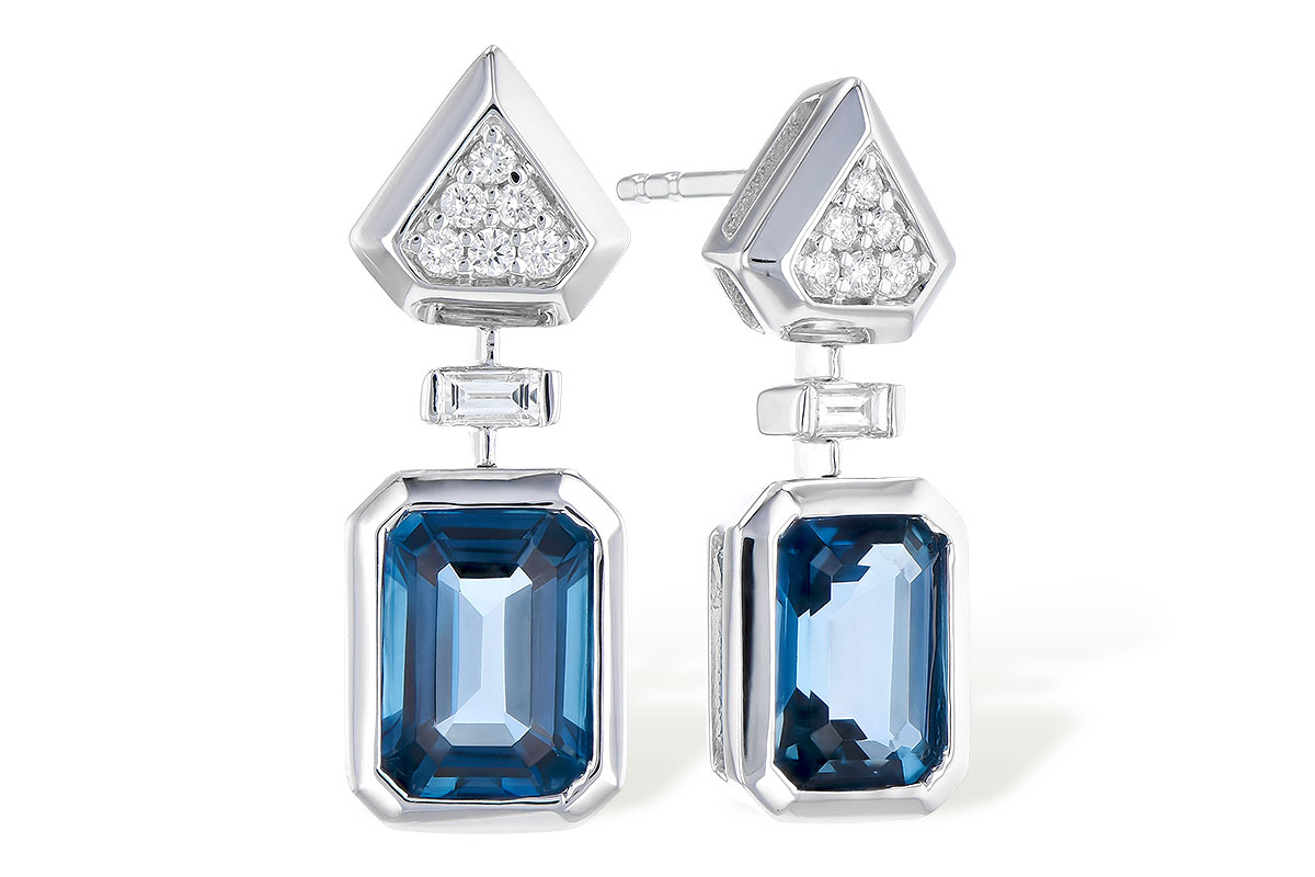 K327-89686: EARR 2.00 TW LONDON BLUE TOPAZ 2.12 TGW