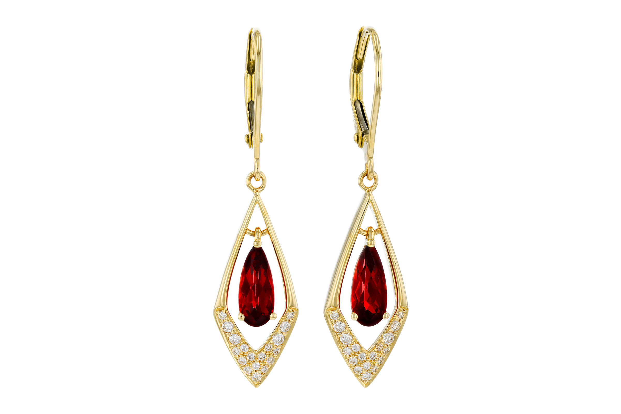 L330-56931: EARR 1.13 TW GARNET 1.28 TGW