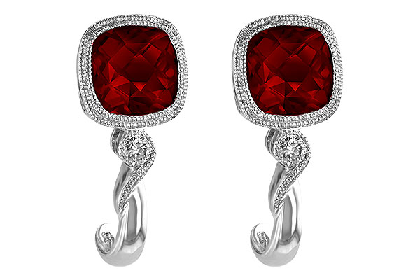 M238-80622: EARRINGS 2.36 GARNET 2.40 TGW